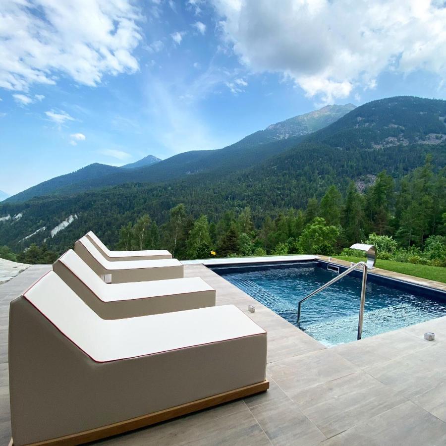 Silou Retreat Otel Champdepraz Dış mekan fotoğraf
