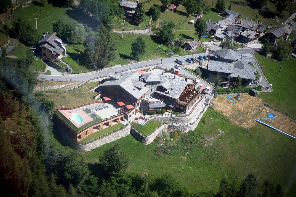 Silou Retreat Otel Champdepraz Dış mekan fotoğraf