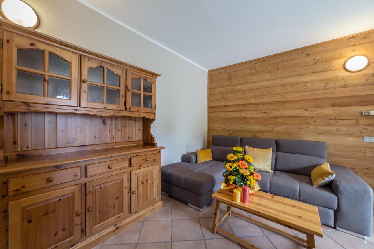 Silou Retreat Otel Champdepraz Dış mekan fotoğraf