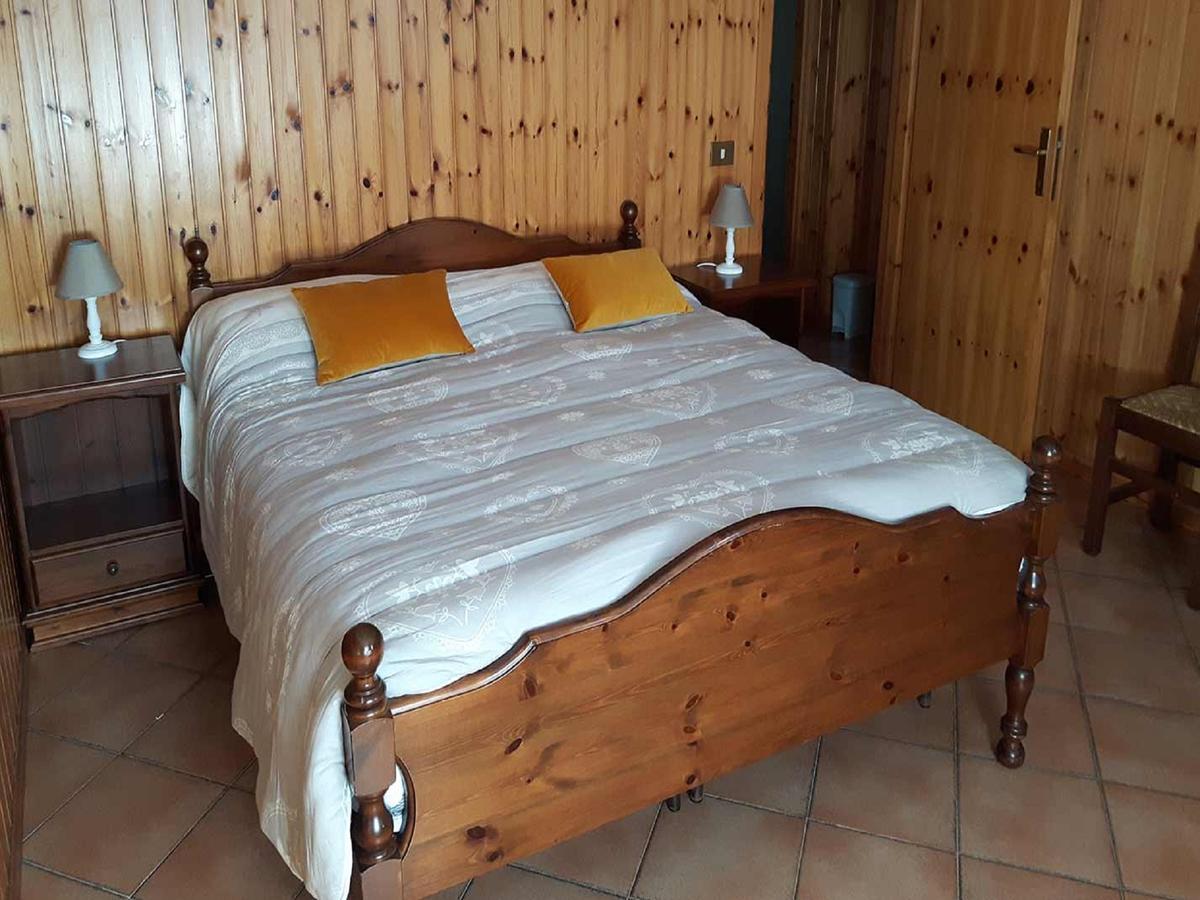 Silou Retreat Otel Champdepraz Dış mekan fotoğraf